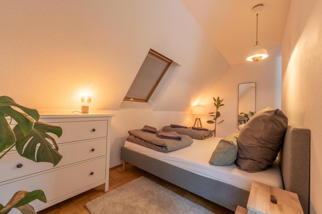 Apartment Im Historischen Altbau Am Marktplatz - Disney+, 300Mb/S Internet Chemnitz Dış mekan fotoğraf